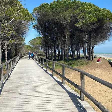 Flat With Parking Only 100m From The Lejlighed