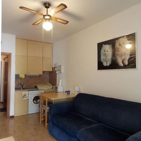 Flat With Parking Only 100m From The Lägenhet Bibione