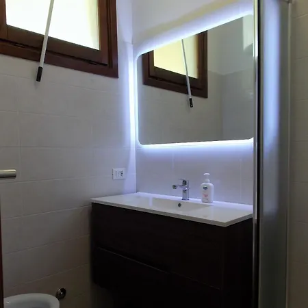 Apartment Flat With Parking Only 100m From The Bibione