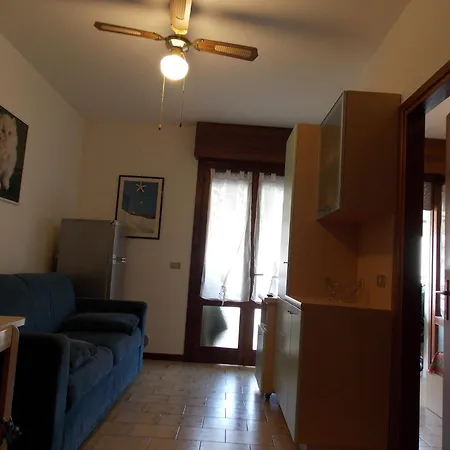Apartment Flat With Parking Only 100m From The