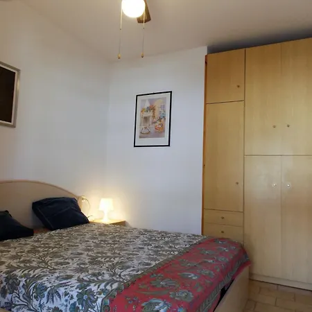 Flat With Parking Only 100m From The Apartment *
